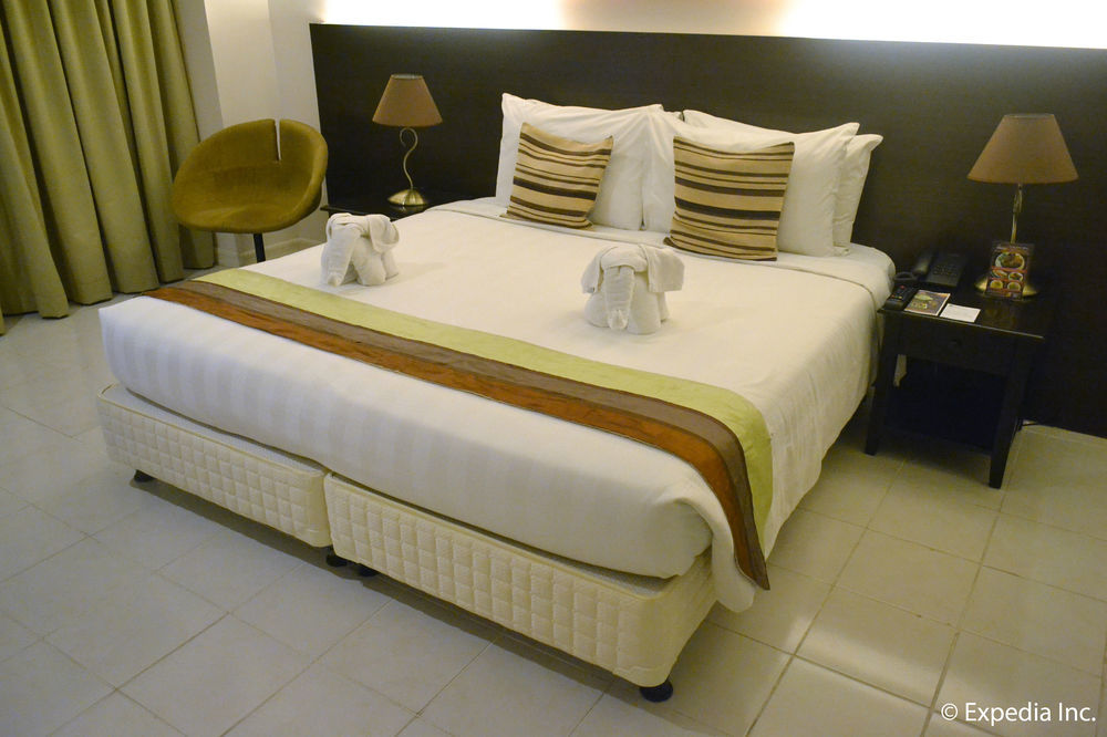 Destination Hotel Tagaytay Tagaytay City Exterior photo