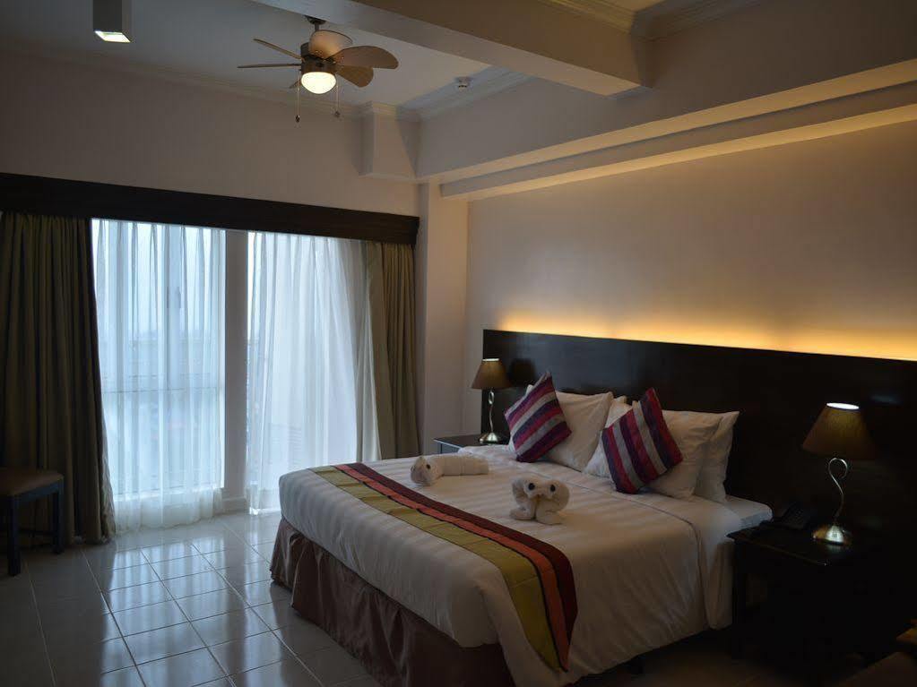 Destination Hotel Tagaytay Tagaytay City Exterior photo
