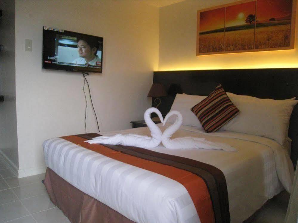 Destination Hotel Tagaytay Tagaytay City Exterior photo